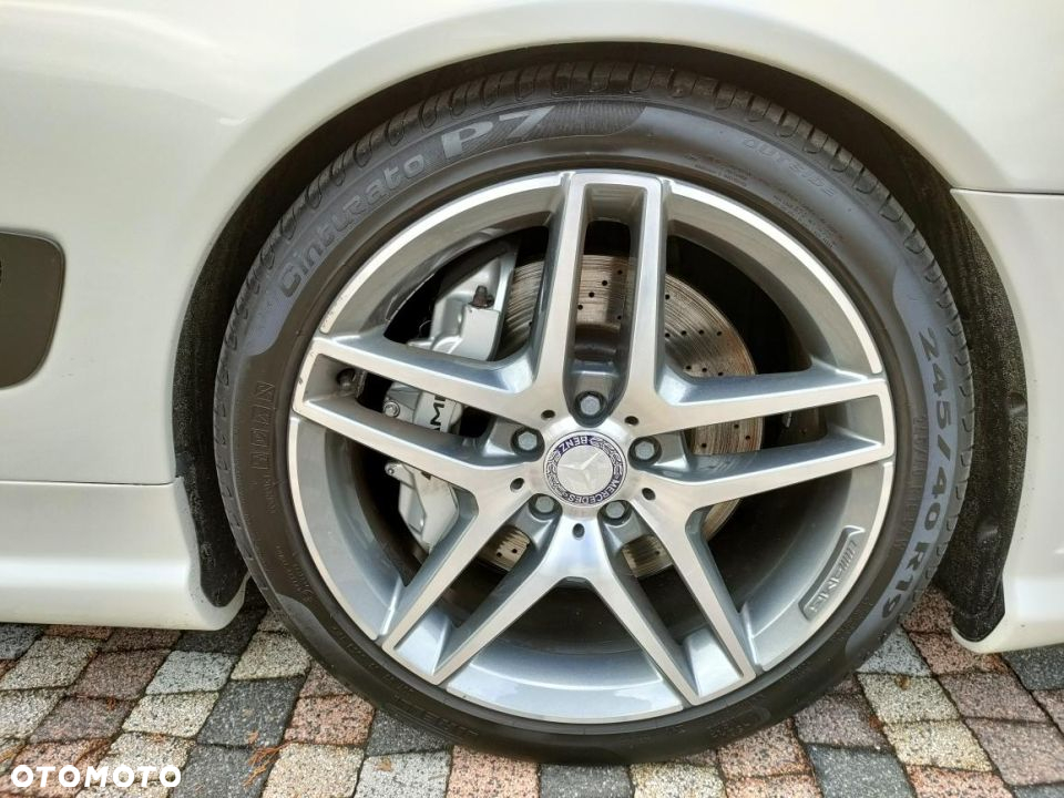 Mercedes-Benz SL 55 AMG - 16