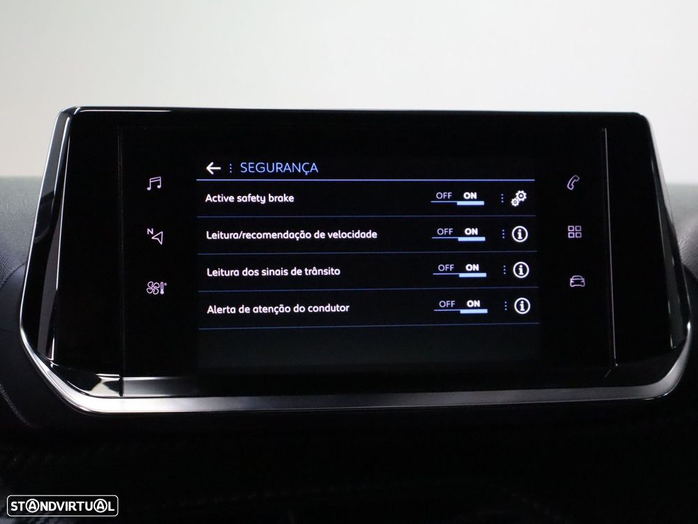 Peugeot 2008 1.5 BlueHDi Active Pack EAT8 - 14