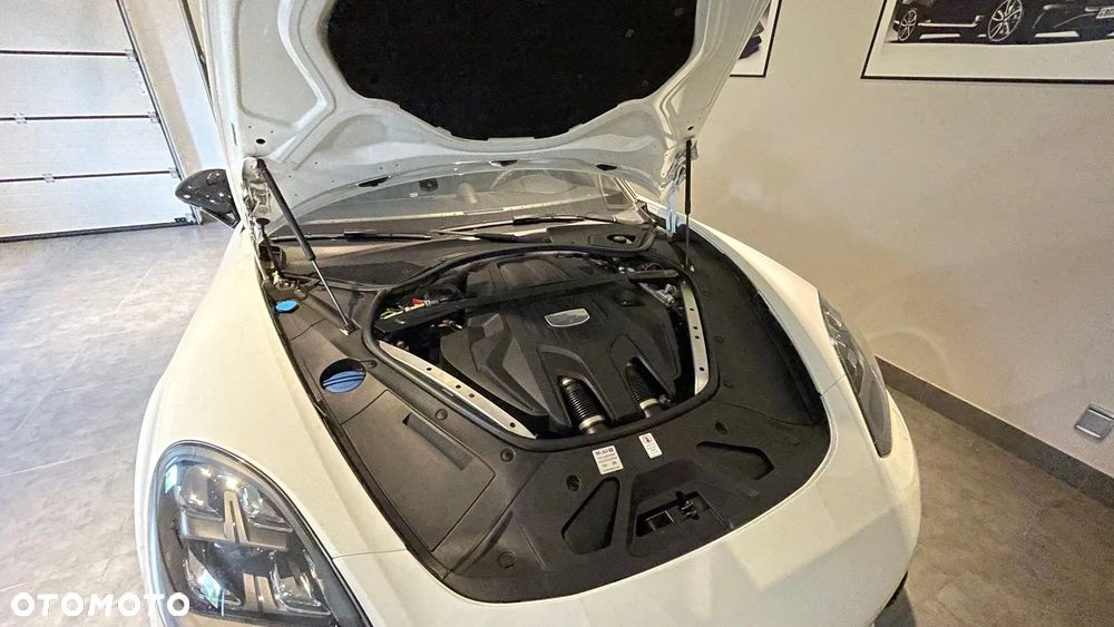 Porsche Panamera 4S Executive - 18