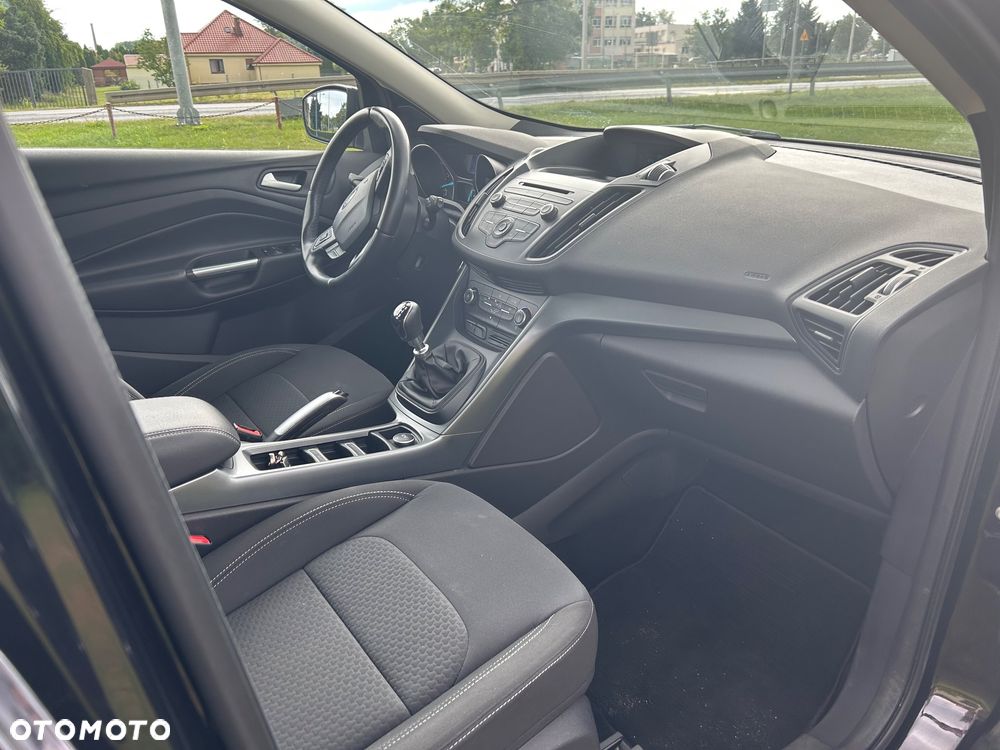 Ford Kuga - 18