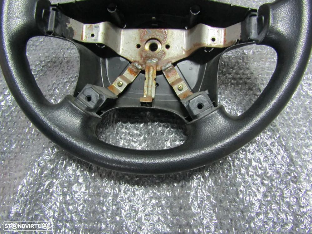 Volante OPEL FRONTERA ano 1996 em bom estado - 3