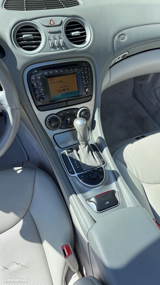 Mercedes-Benz SL 350 Auto - 14