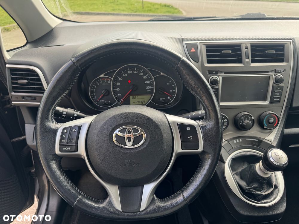 Toyota Verso S 1.33 Premium - 15