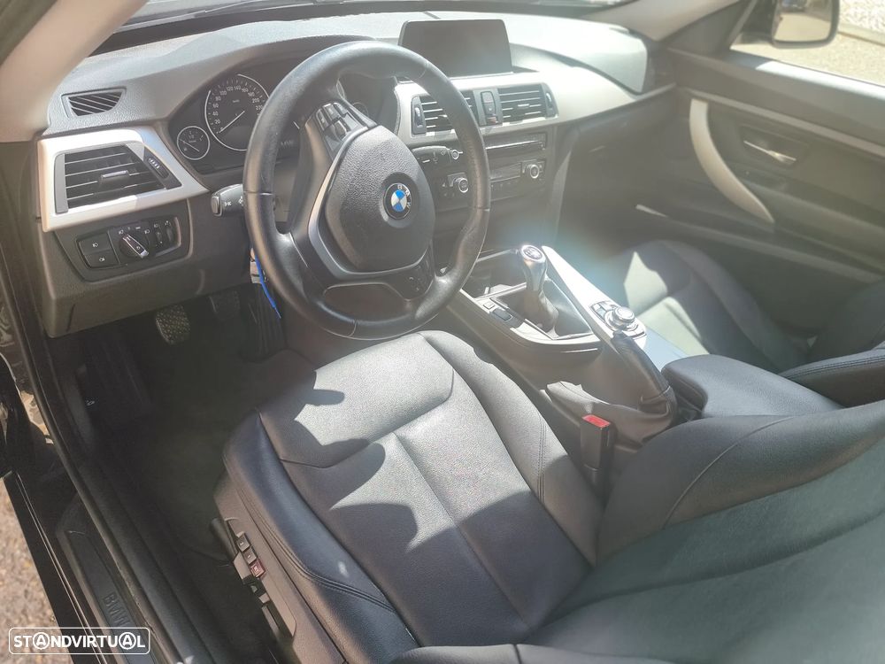 BMW 318 Gran Turismo d Sport Line - 7