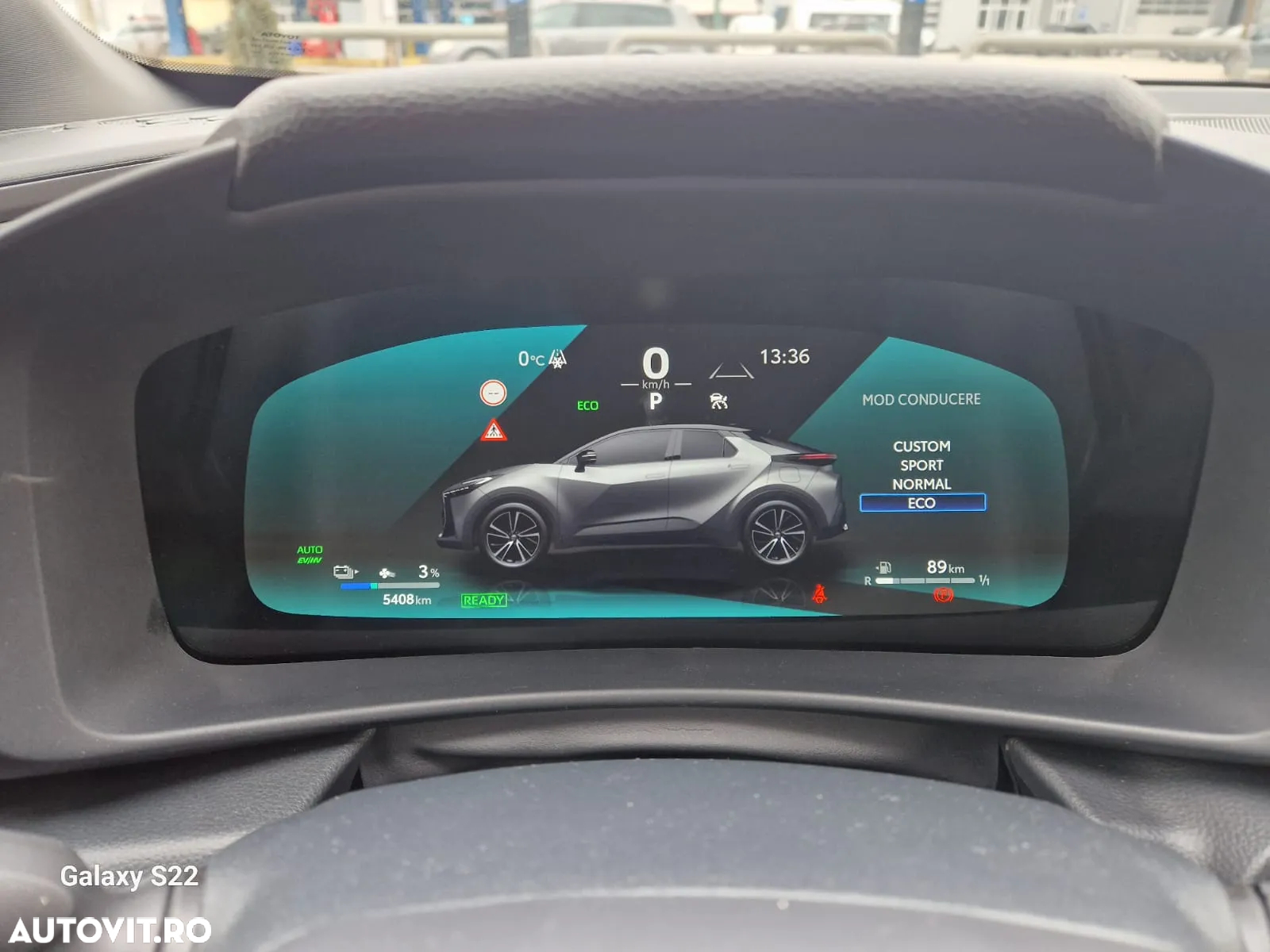 Toyota C-HR 2.0 PHEV 223 CP 4x2 CVT Dynamic - 13