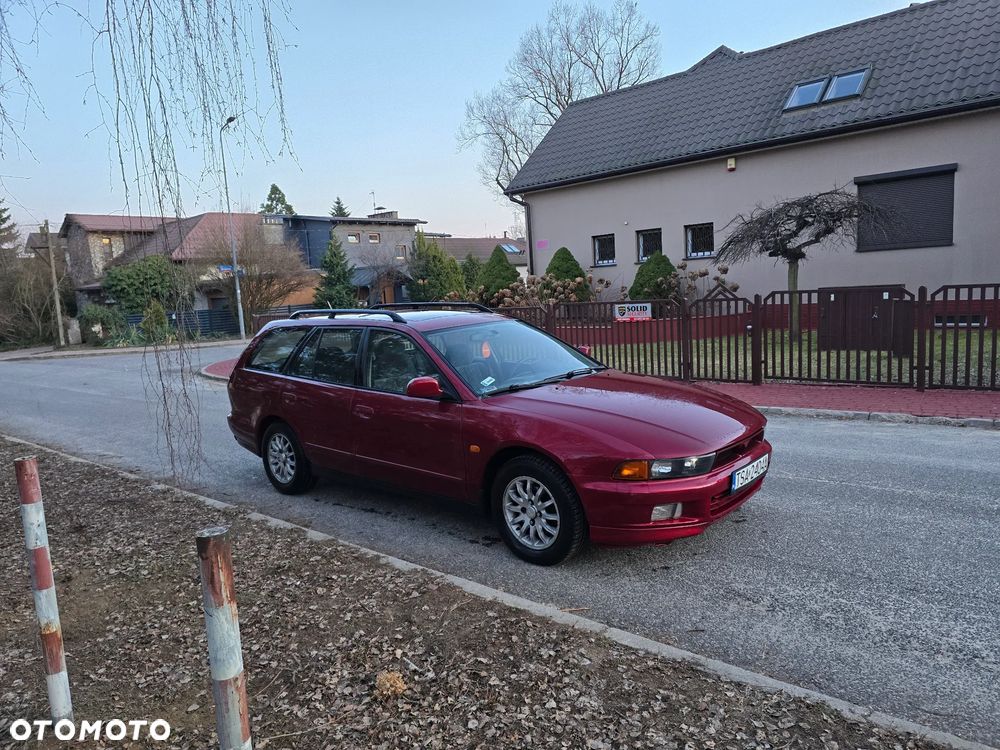 Mitsubishi Galant - 4