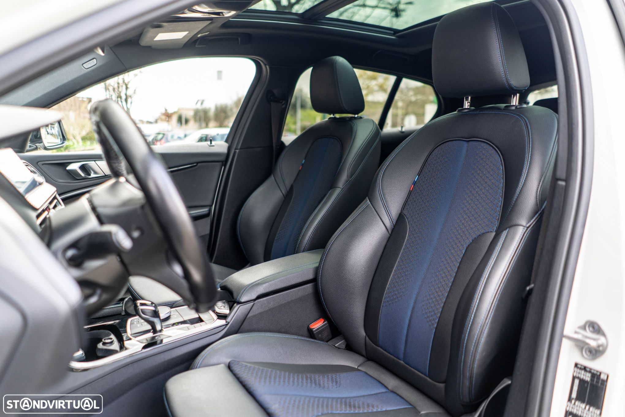 BMW 116 d Pack Desportivo M Auto - 48
