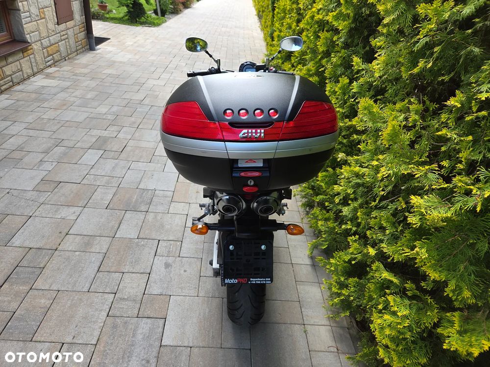 Yamaha FZ6 - 9