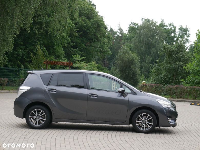 Toyota Verso 1.8 Edition - 9