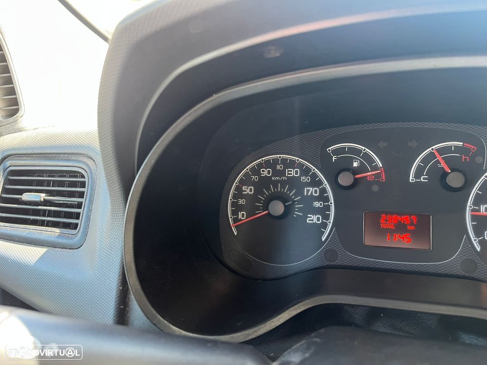 Fiat Doblo 1.3 Multiject C/Porta Lateral - 20