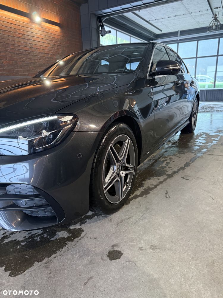 Mercedes-Benz Klasa E 220 d 4-Matic AMG - 9