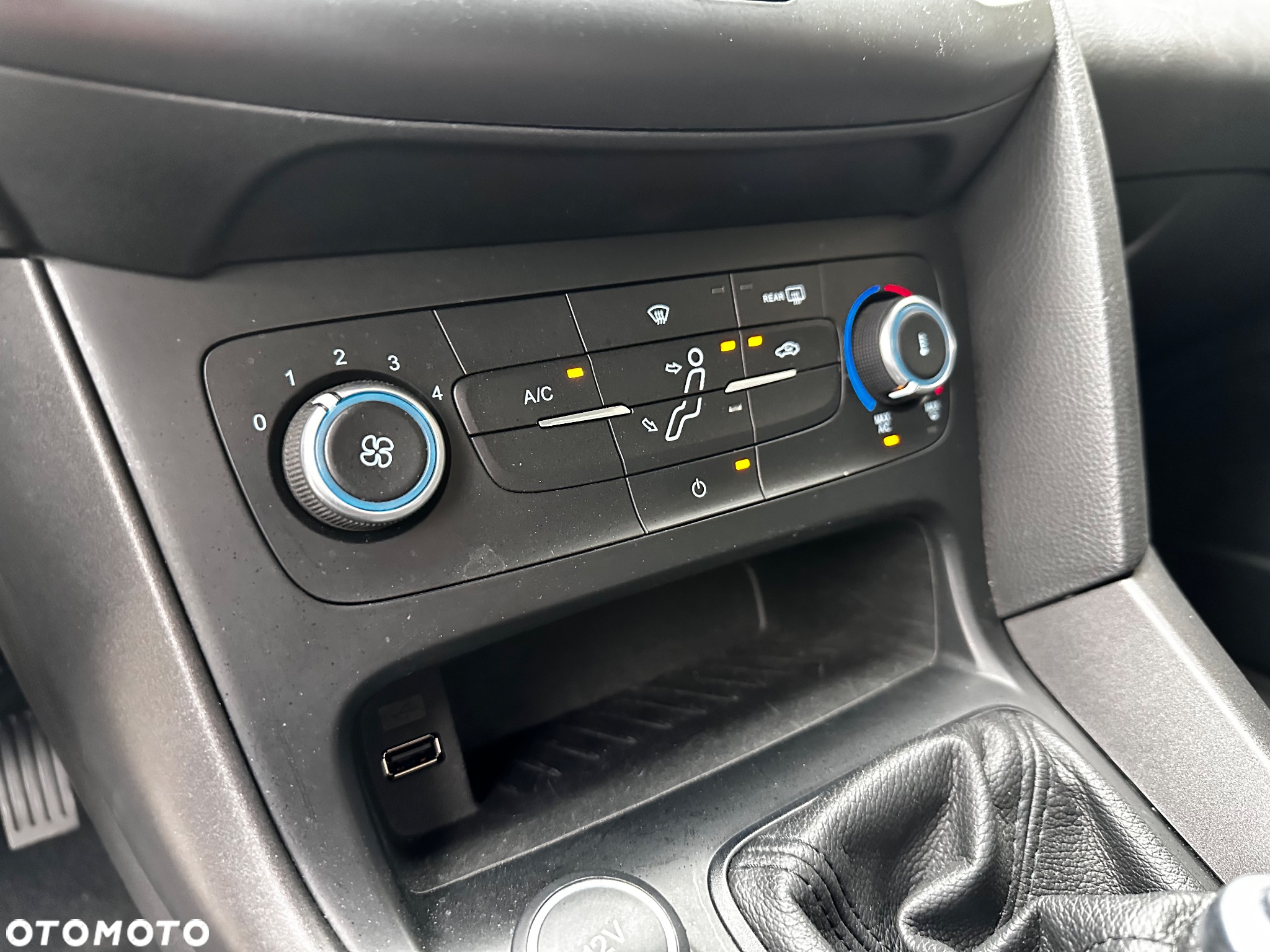Ford Focus Turnier 1.0 EcoBoost Start-Stopp-System COOL&CONNECT DESIGN - 15
