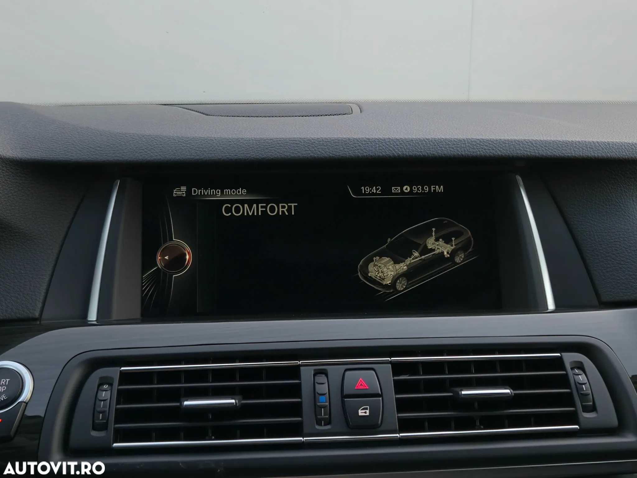 BMW Seria 5 525d Touring Sport-Aut. - 23