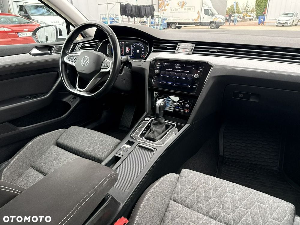 Volkswagen Passat 2.0 TDI SCR DSG Business - 21