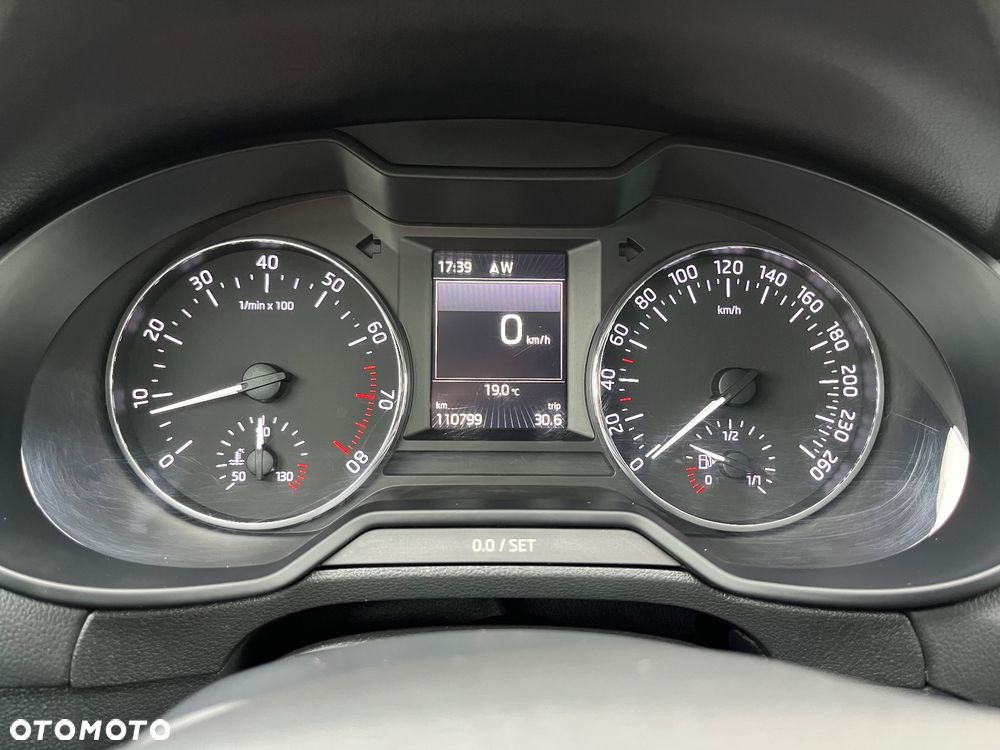 Skoda Octavia 1.8 TSI Joy - 9