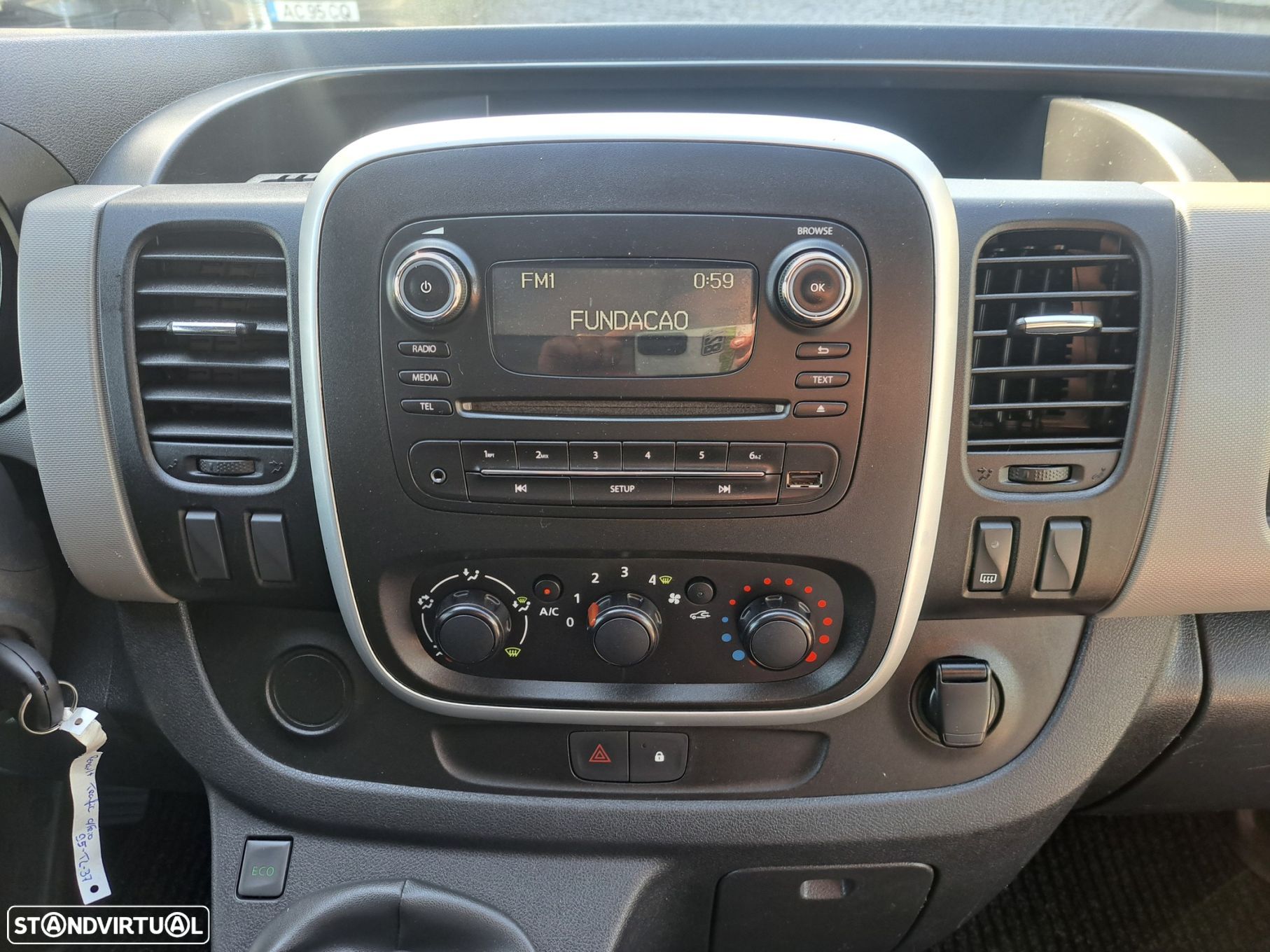 Renault Trafic - 10