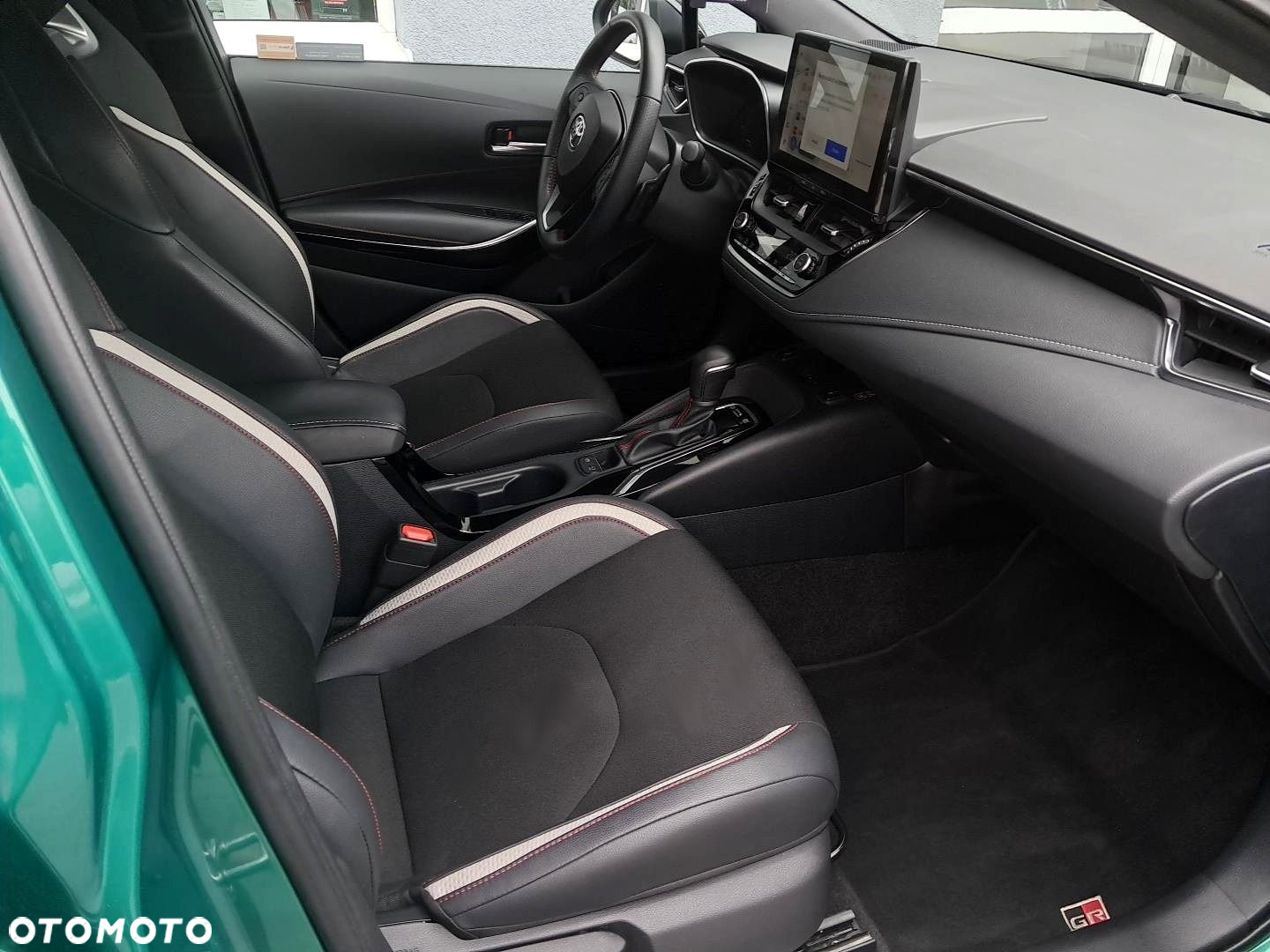 Toyota Corolla - 10