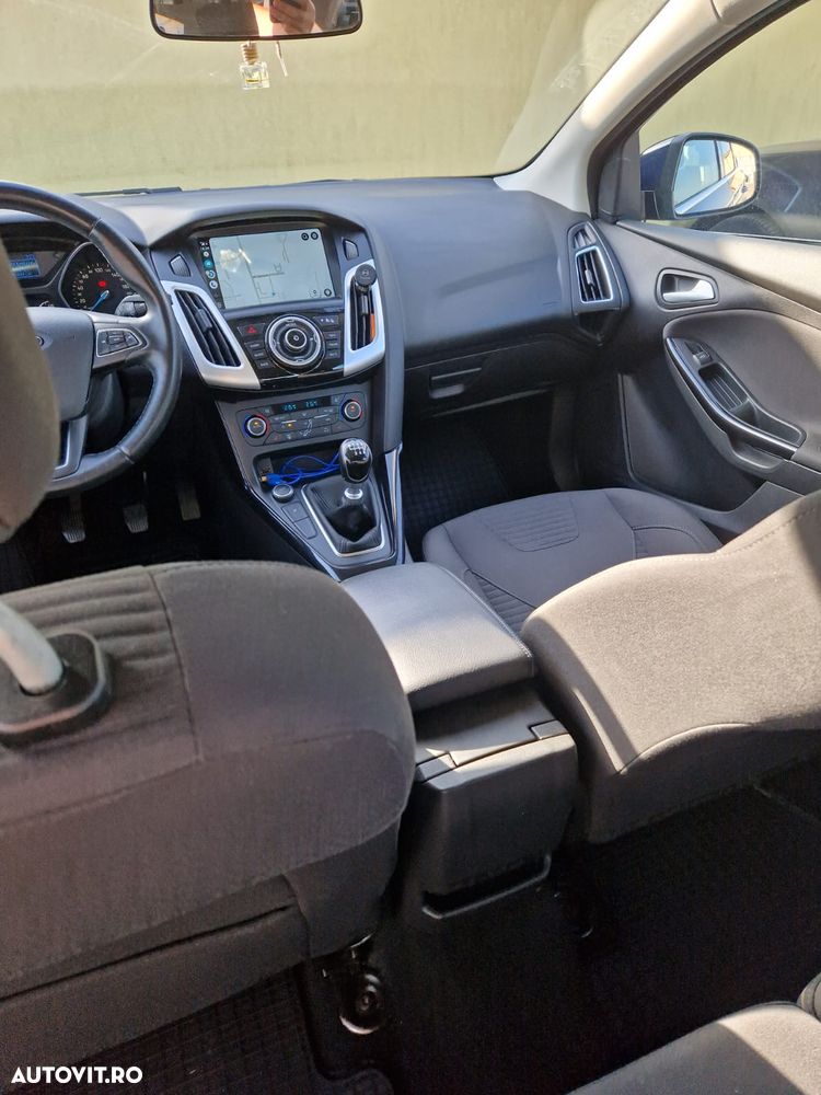 Ford Focus 1.5 TDCi Trend - 13