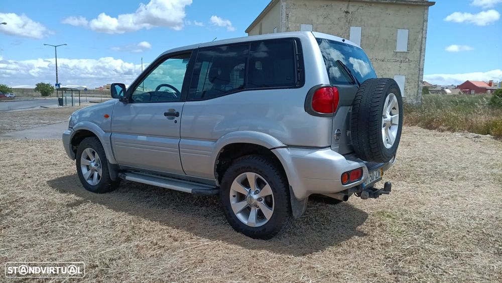 Nissan Terrano 3.0 TDi Luxury - 3