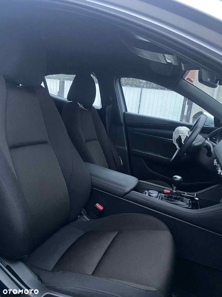 Mazda 3 SKYACTIV-G 2.0 M-Hybrid 150 - 22