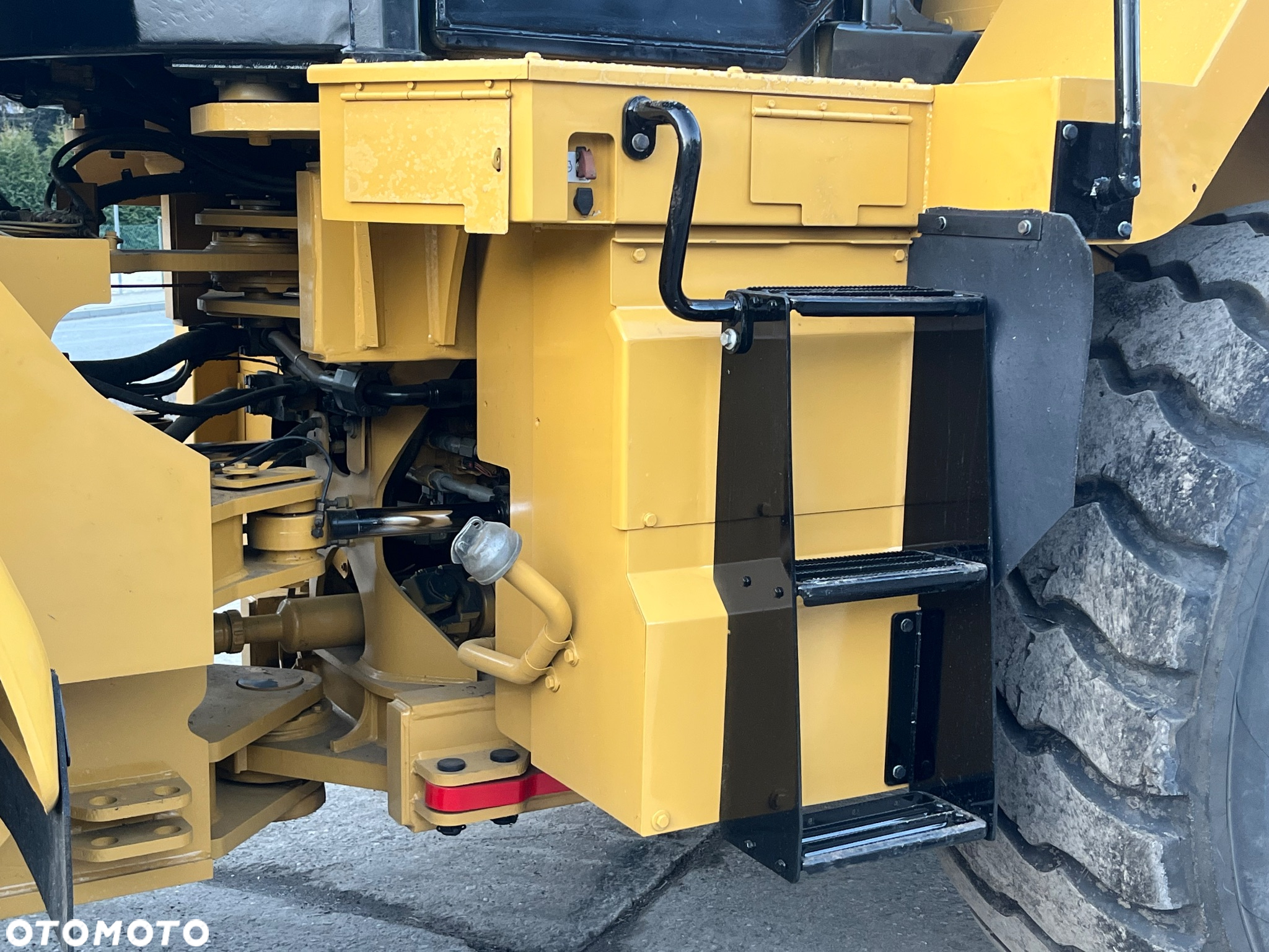 Caterpillar 966K - 6