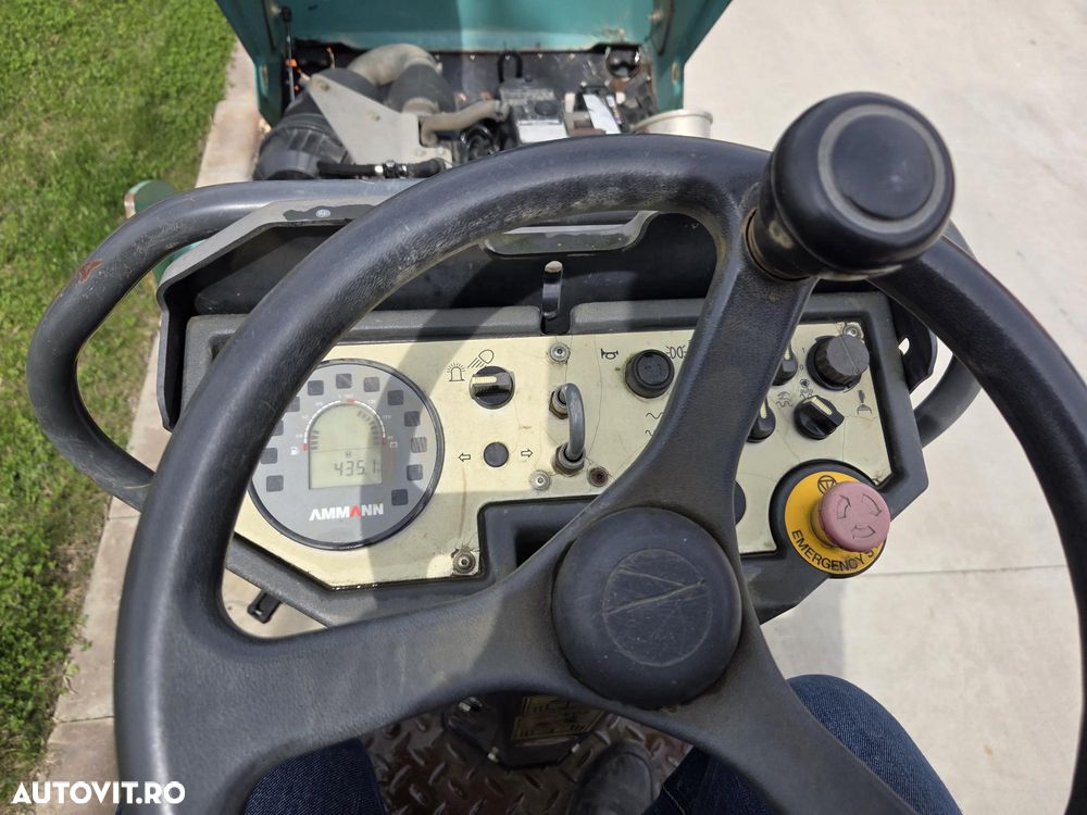 Ammann ARX26, 435h, latime tambur 1,2m, masa operationala 2,5tone, sistem stropire, motor Yanmar 30CP, lungime 2,3m, latime 1,25m, STARE FOARTE BUNA-PROMOTIE 19.900 EUR+Tva - 19