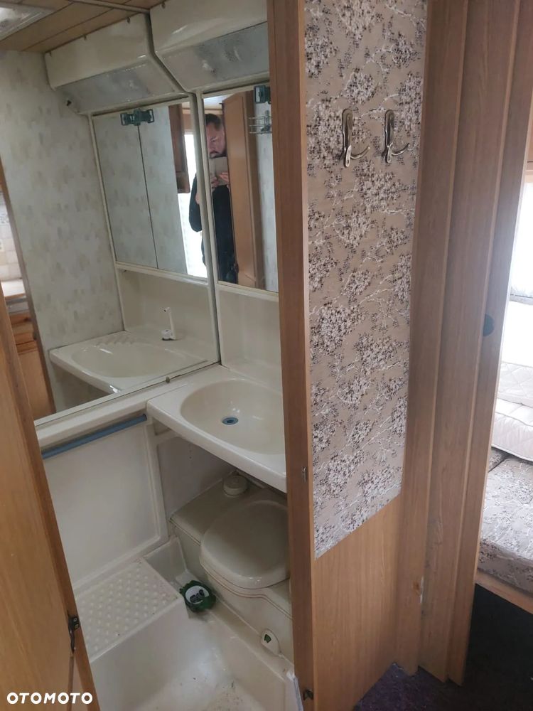 Dethleffs CARAVANS - 11