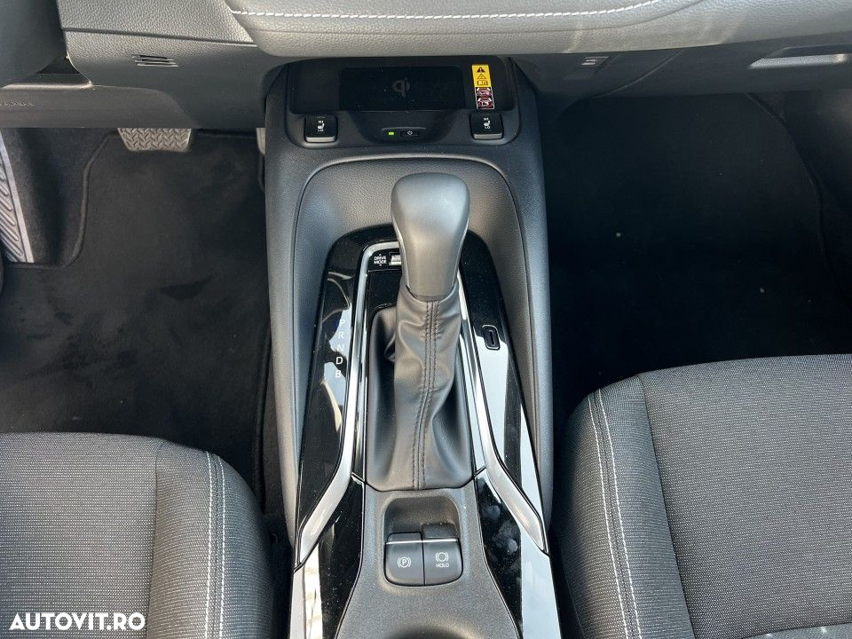 Toyota Corolla - 13