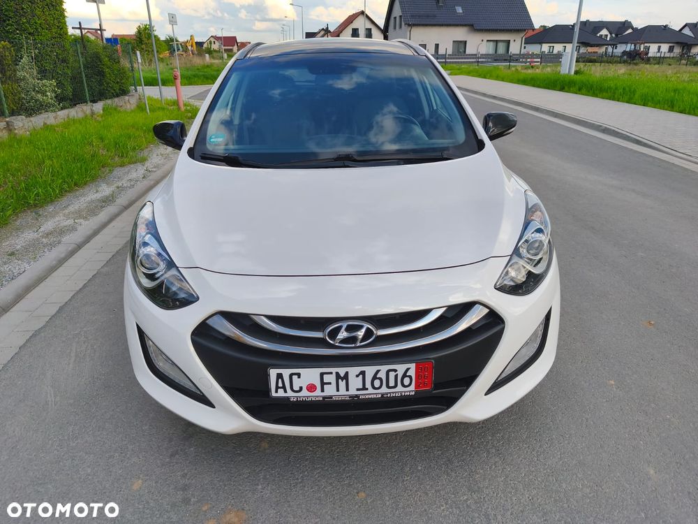 Hyundai i30 blue 1.6 GDI Passion - 2
