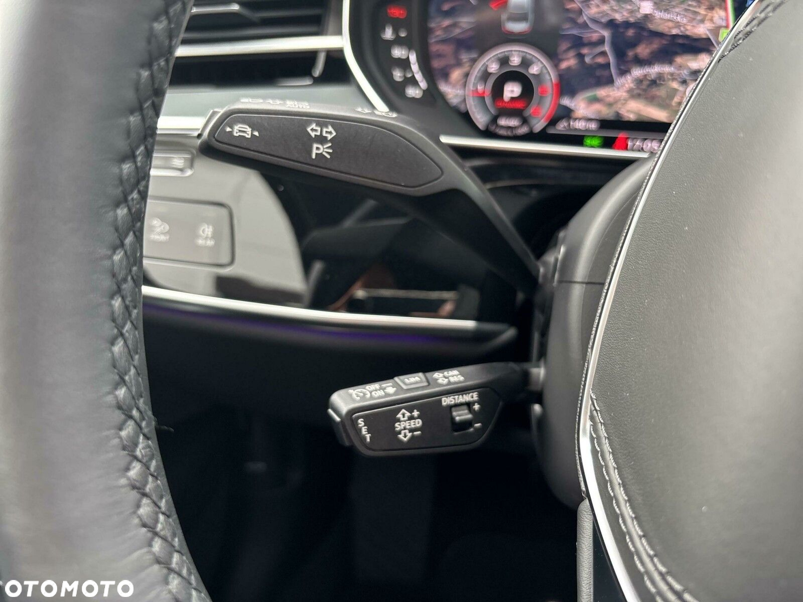 Audi A8 - 12