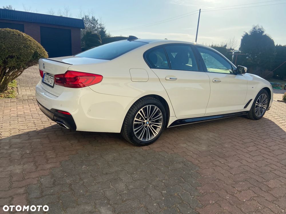 BMW Seria 5 520d xDrive - 2