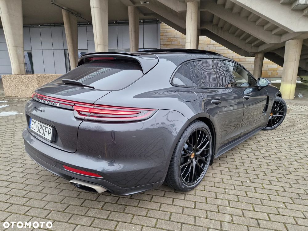 Porsche Panamera 4 - 13