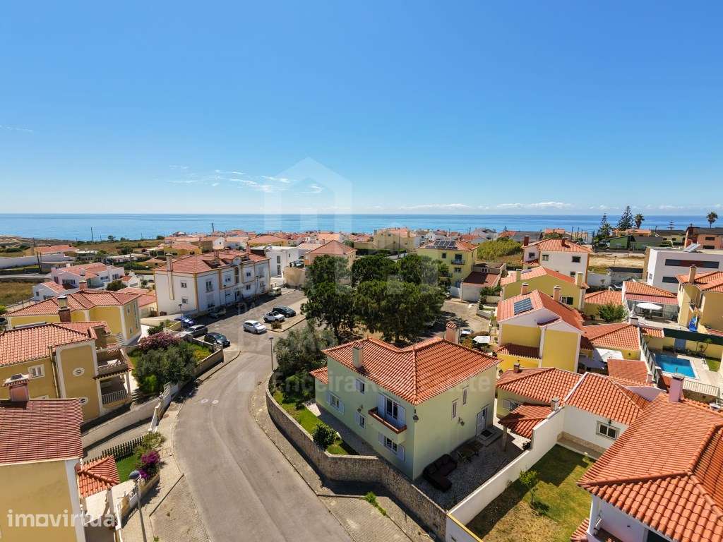 Vende Moradia T4 - 1 km da Ericeira, A Casa das Casas - Grande imagem: 2/34