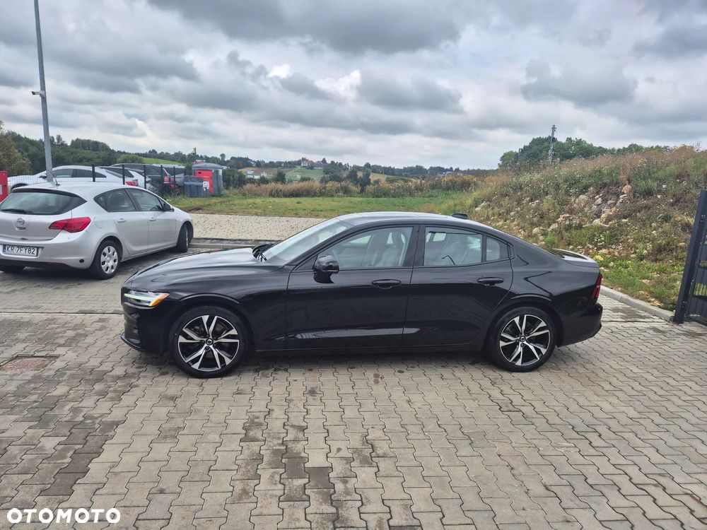 Volvo S60 B5 B AWD Plus Dark - 27