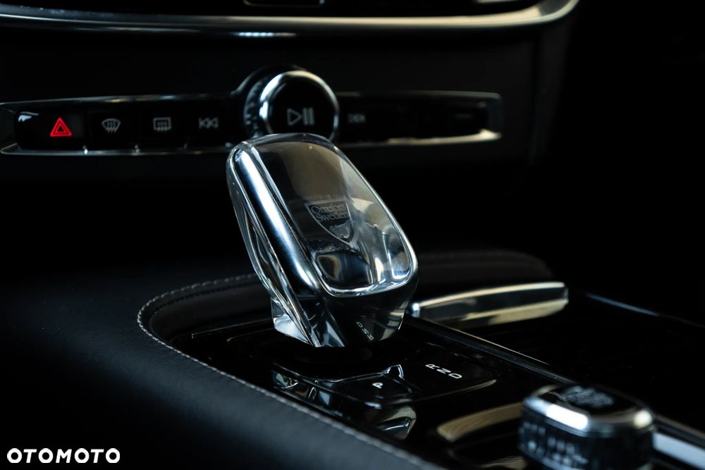 Volvo V90 T8 AWD Plug-In Hybrid Inscription - 28