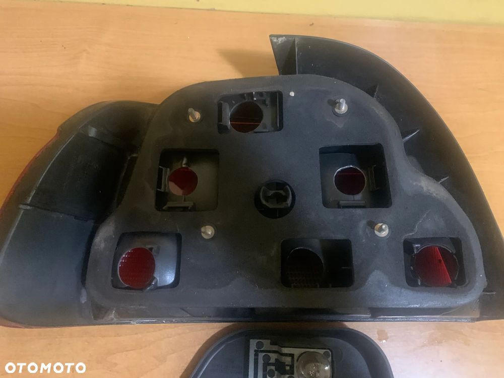 BMW E39 LAMPA PRAWY TYŁ - 7