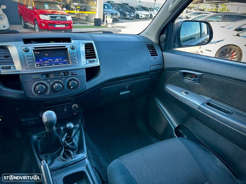 Toyota Hilux 2.5 D-4D 4WD CD - 11