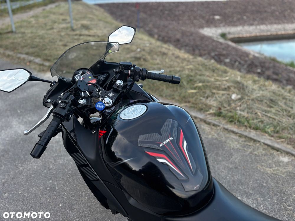 Honda CBR - 4