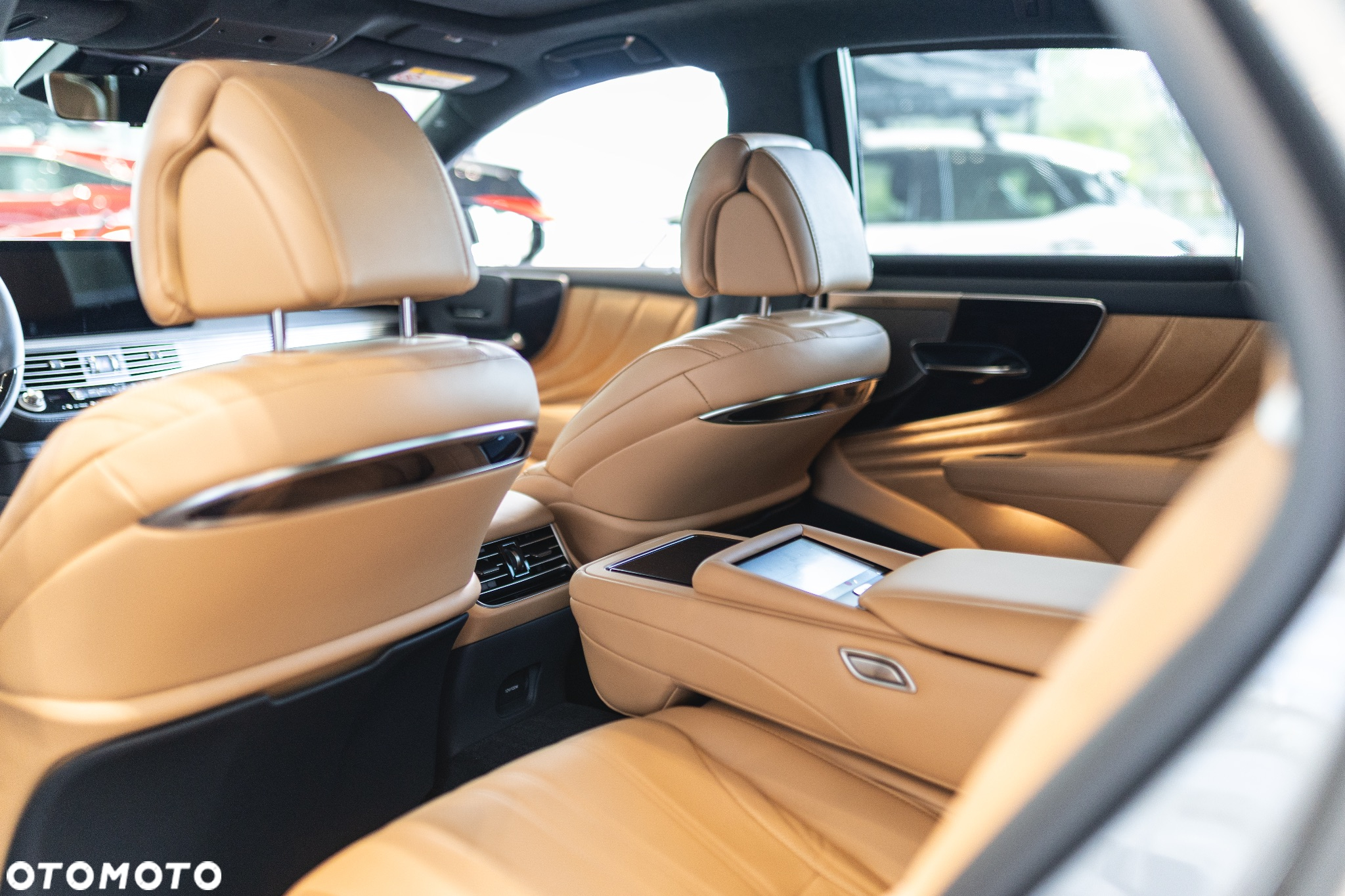 Lexus LS 500h Prestige AWD - 23