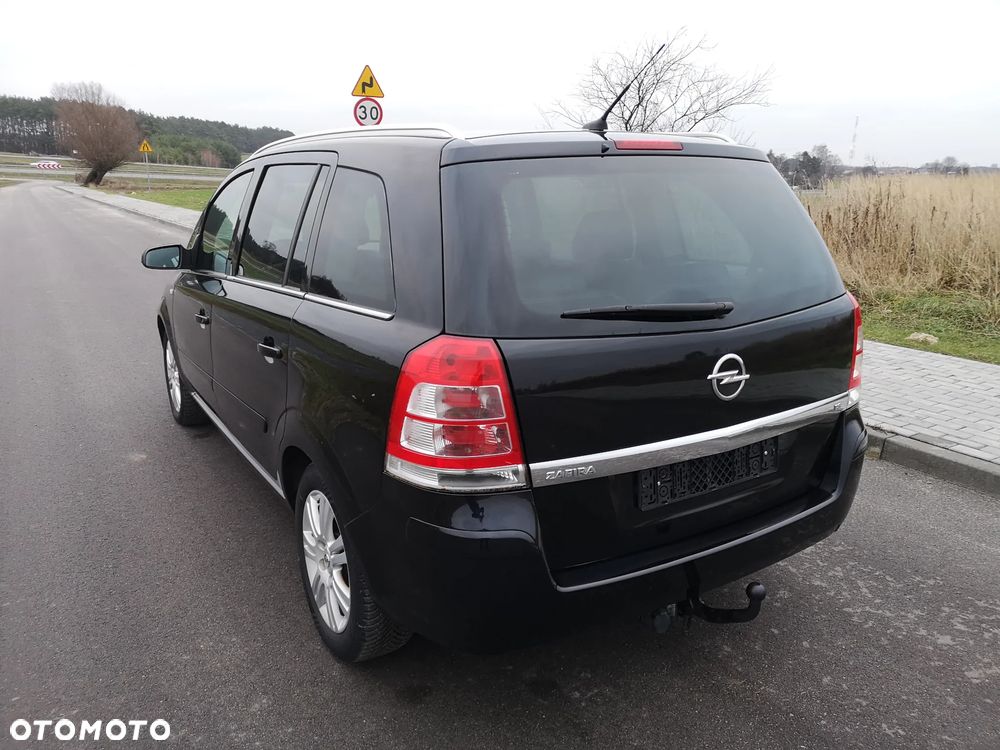 Opel Zafira 1.8 - 10