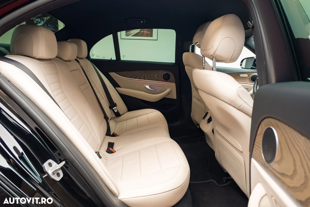Mercedes-Benz E 300e 9G-TRONIC - 30