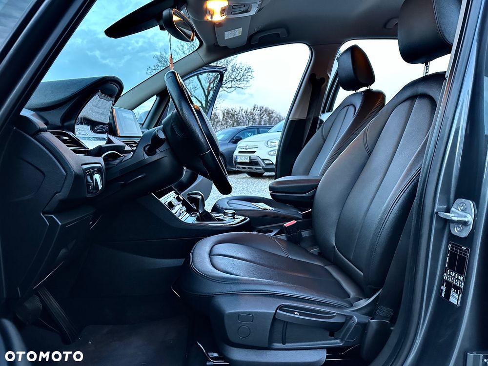 BMW Seria 2 218d Sport-Aut Advantage - 6