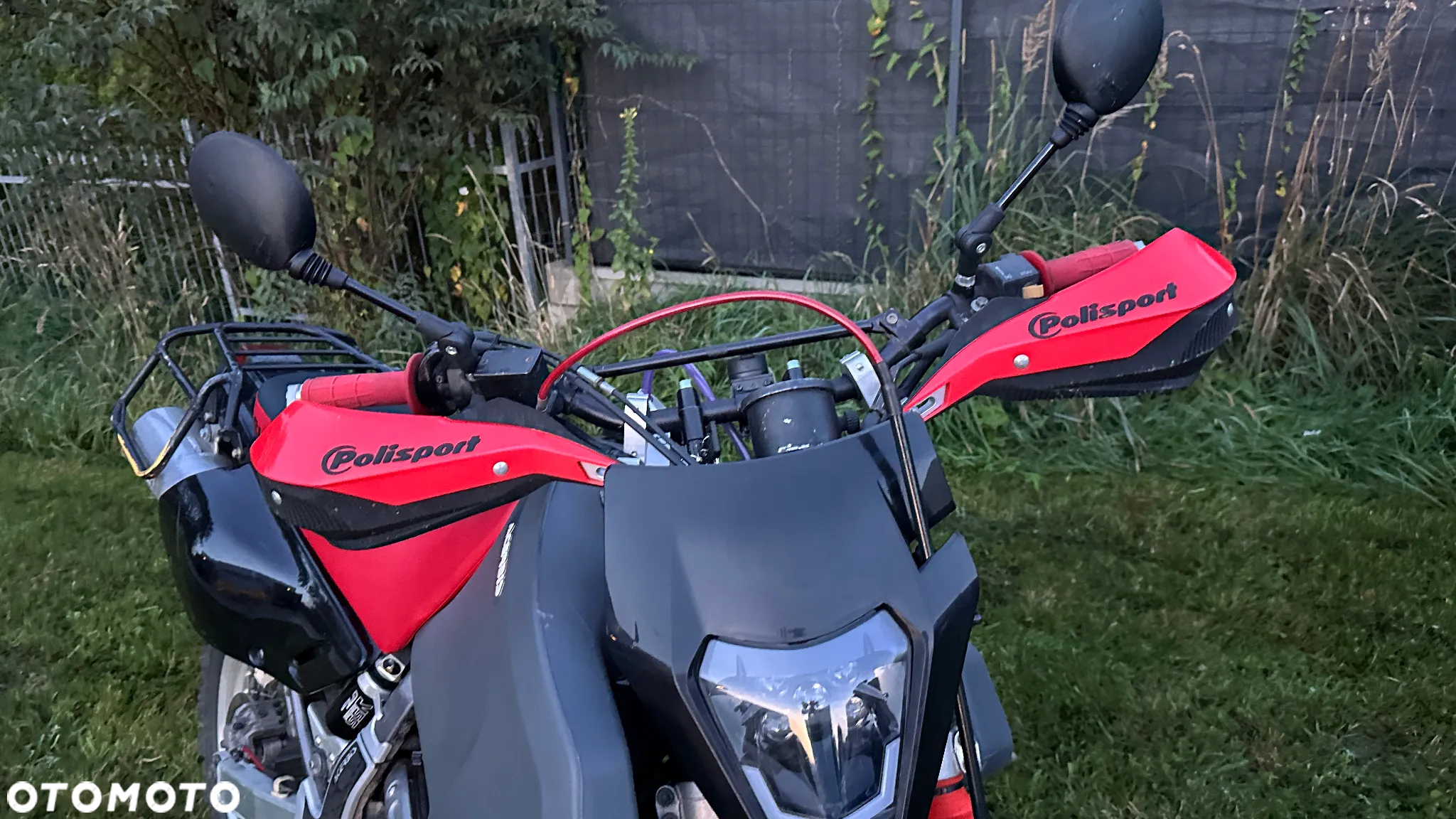 Suzuki DR - 16