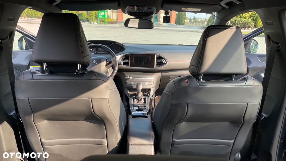 Peugeot 308 - 16