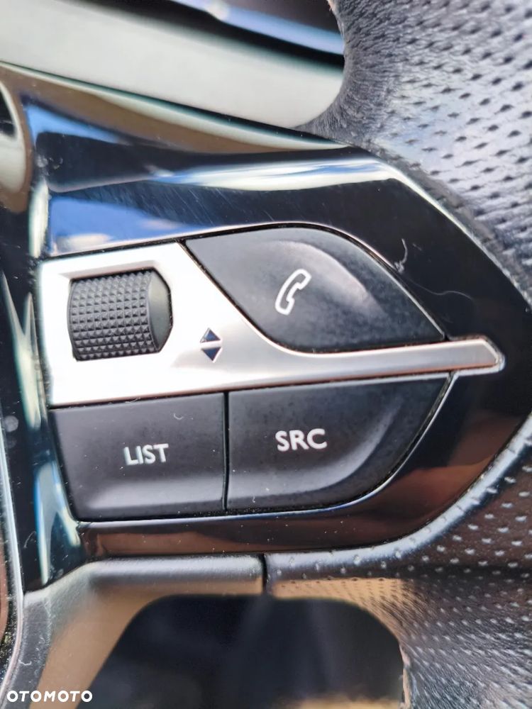 Peugeot 3008 PureTech 130 Stop & Start EAT6 Allure - 34