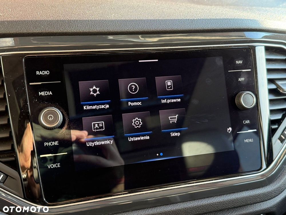 Volkswagen T-Roc - 27