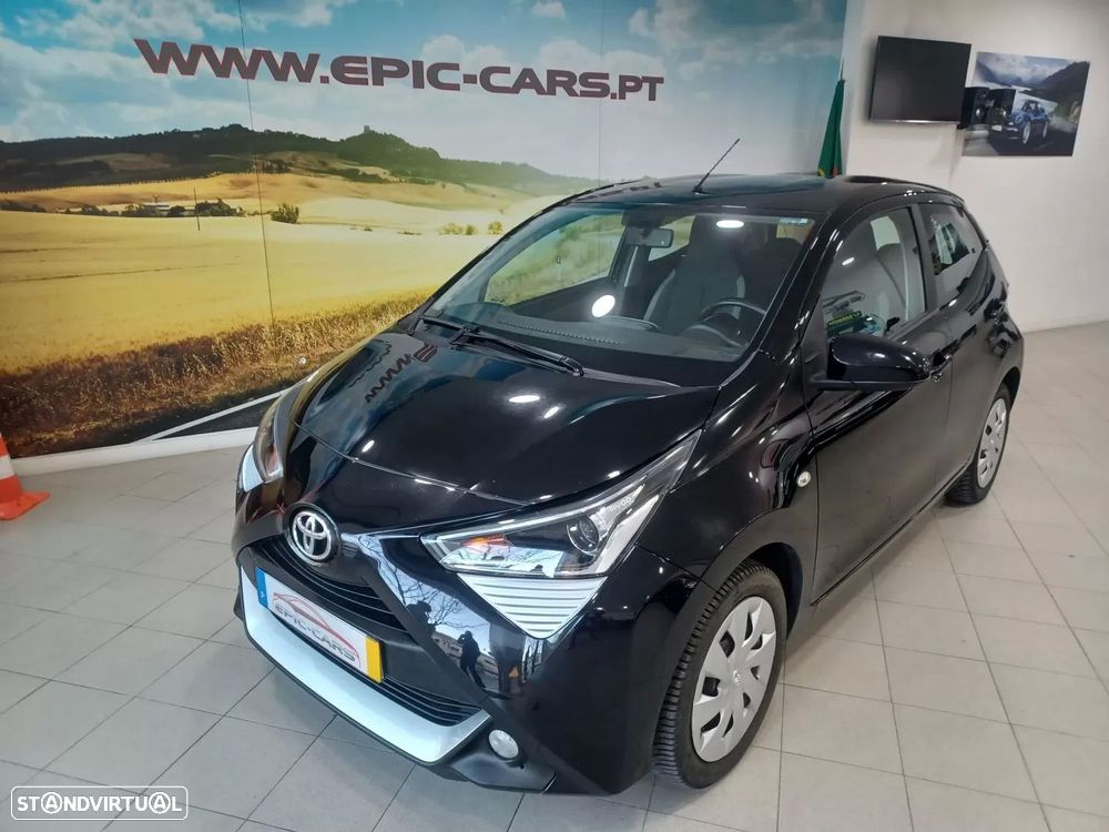 Toyota Aygo x-play club - 3