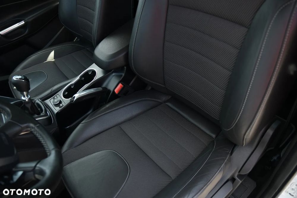 Ford Kuga 2.0 TDCi 4x4 Business Edition - 27