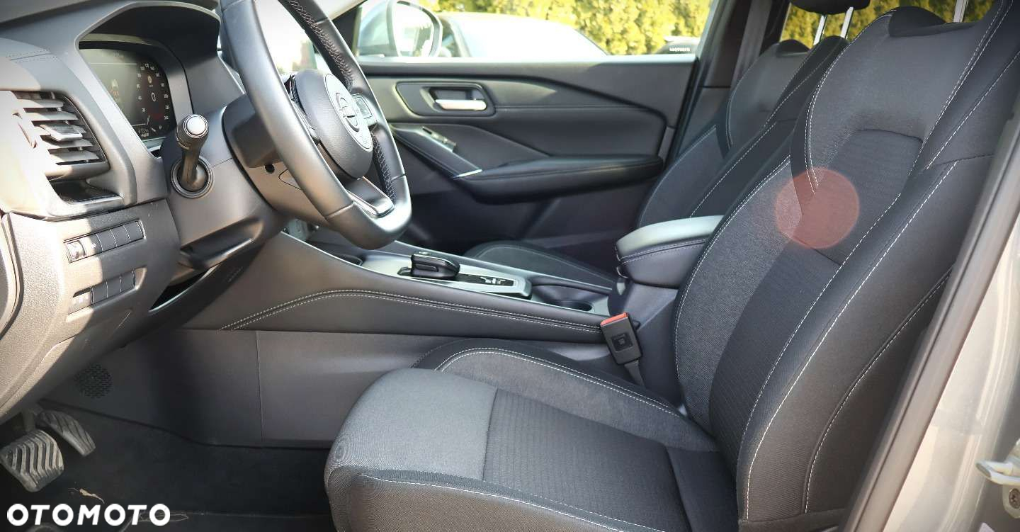 Nissan Qashqai - 14