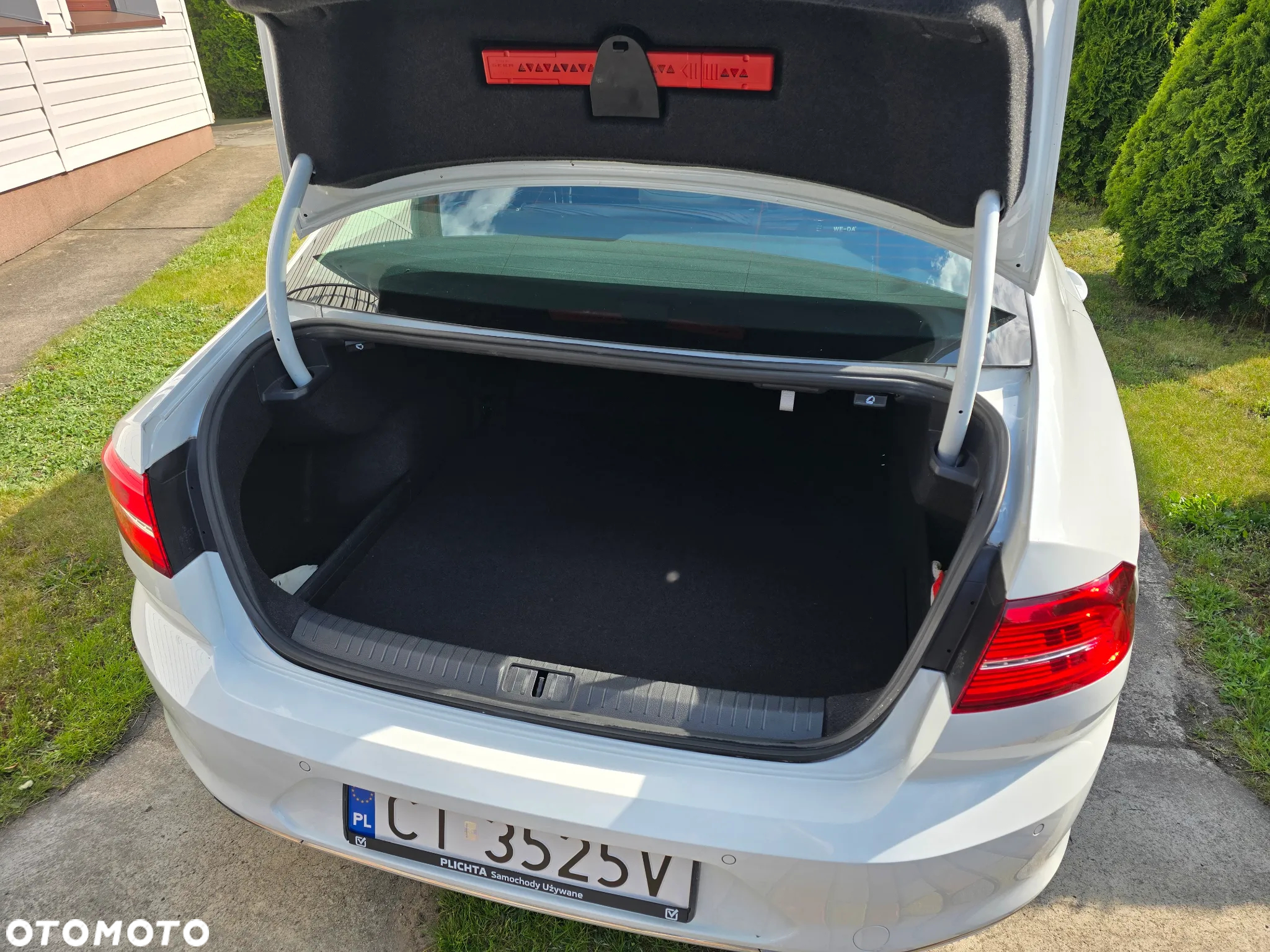 Volkswagen Passat 2.0 TDI BMT 4Mot Highline - 12